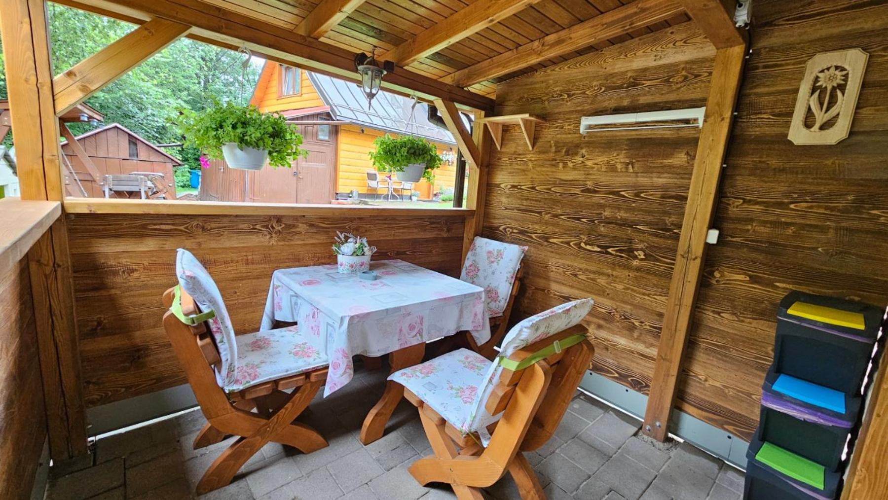 Romanticke Ubytovanie Holiday House Daniela & Studio Julia Zdiar Ngoại thất bức ảnh