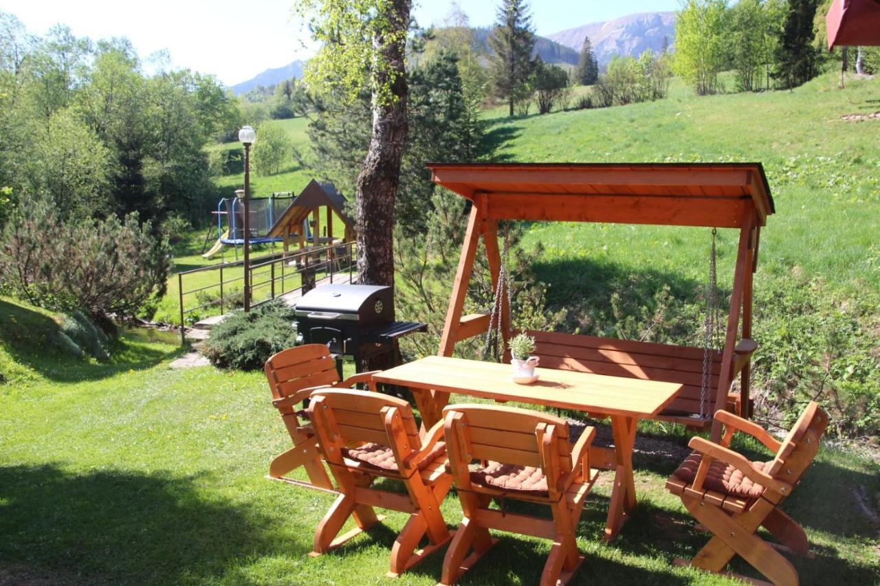 Romanticke Ubytovanie Holiday House Daniela & Studio Julia Zdiar Ngoại thất bức ảnh