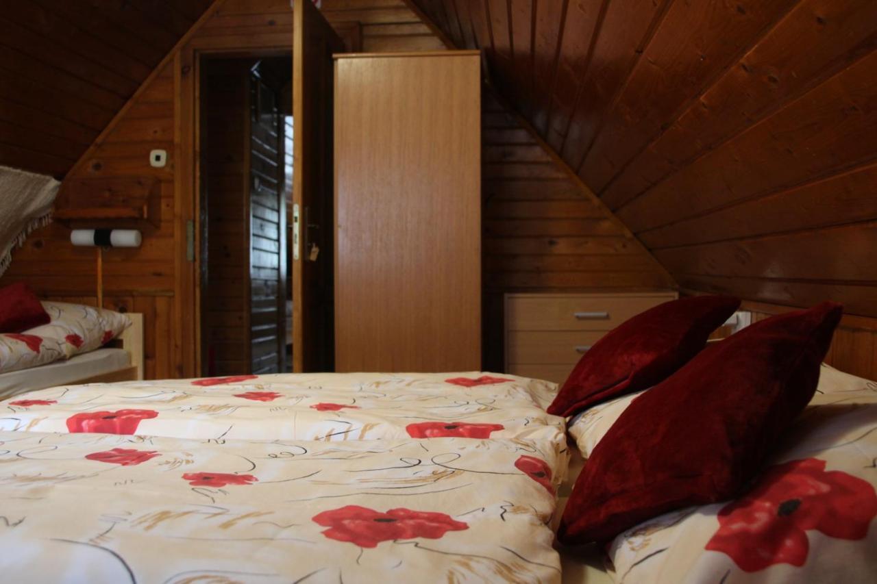 Romanticke Ubytovanie Holiday House Daniela & Studio Julia Zdiar Ngoại thất bức ảnh