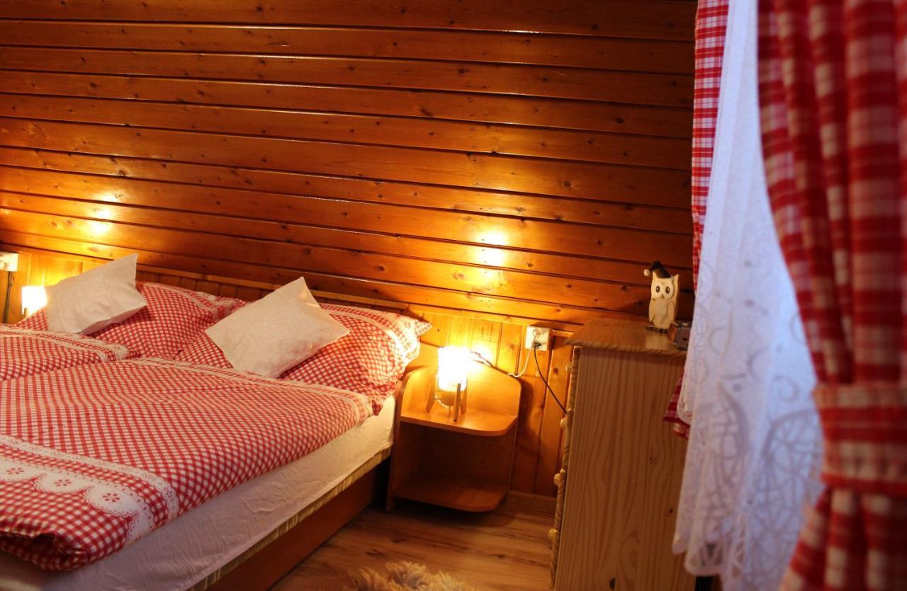 Romanticke Ubytovanie Holiday House Daniela & Studio Julia Zdiar Ngoại thất bức ảnh