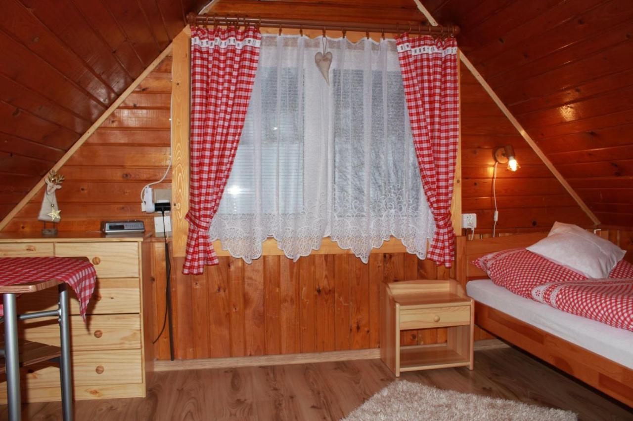 Romanticke Ubytovanie Holiday House Daniela & Studio Julia Zdiar Ngoại thất bức ảnh